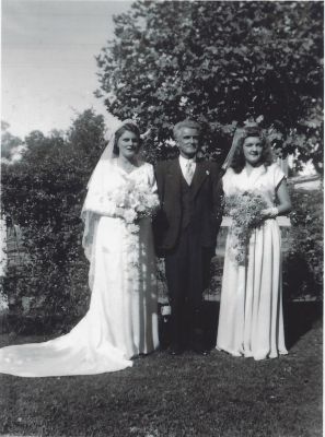 Aubrey Valletta Southwell with daughters Marion (bride) and Alison Joyce (Joy) -bridesmaid
