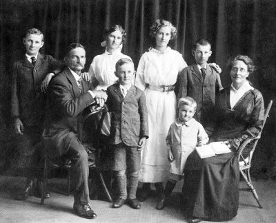 Back - Arthur, Elsie, Ethel and Elvin Alexander & Front - Joseph, George, Frank and Frances Alexander
