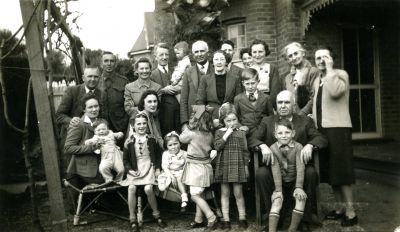 Descendants of John and Louisa Southwell - August 1943
