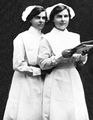Elsie and Stella Southwell (daughters of James and Hannah)
