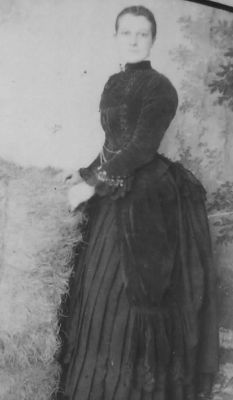 Francis Mary Ann (Fannie) Boon b 1868 & - sister of David
