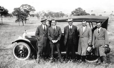 James Kilby (centre) at Eneagh Hill, Hall & sons (L-R) Athol, Selby, Clyde and Keith & Studebaker car 1925
