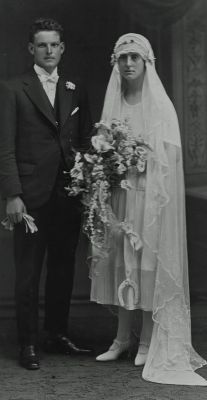 John & Vera Hoadley bw 1934
