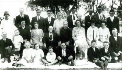 Lydia (nee Southwell) and George Butt's family
