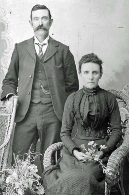 Mark and Elizabeth Southwell (Brooks) 1885 Wedding cropped

