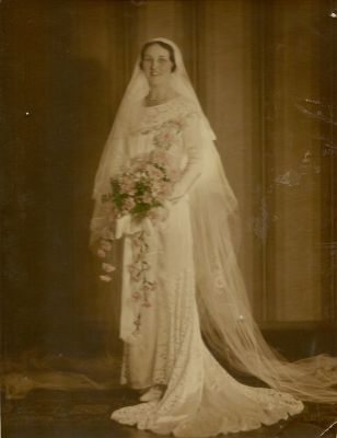 Myee Winifred Salter married William Clifton Southwell on 15 April 1933
