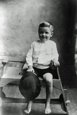 Owen Butt c 1921 - son of George and Hannah (nee Morris)
