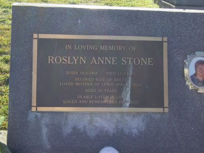 Stone, Roslyn Anne
